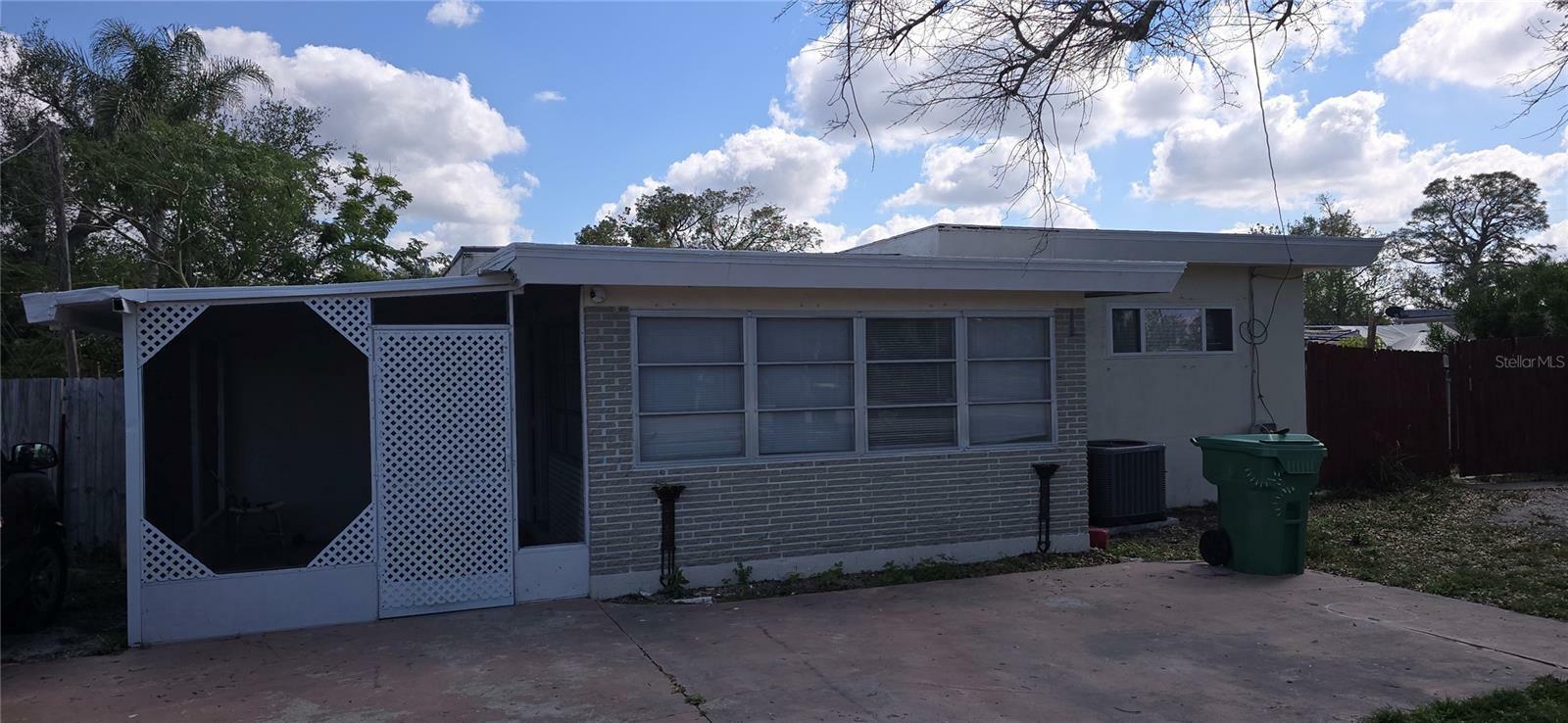 Property Photo:  4448 Melbourne Street  FL 33980 