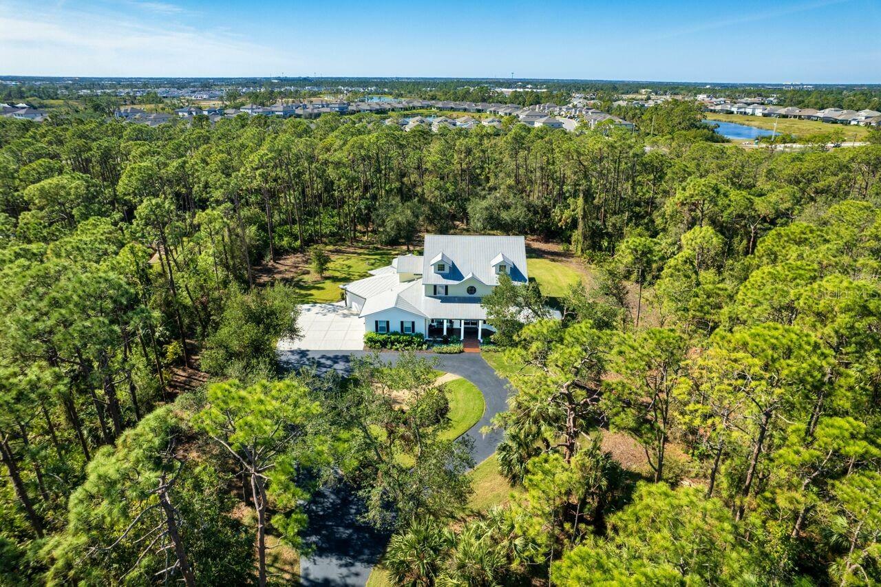 Property Photo:  340 N River Road  FL 34293 