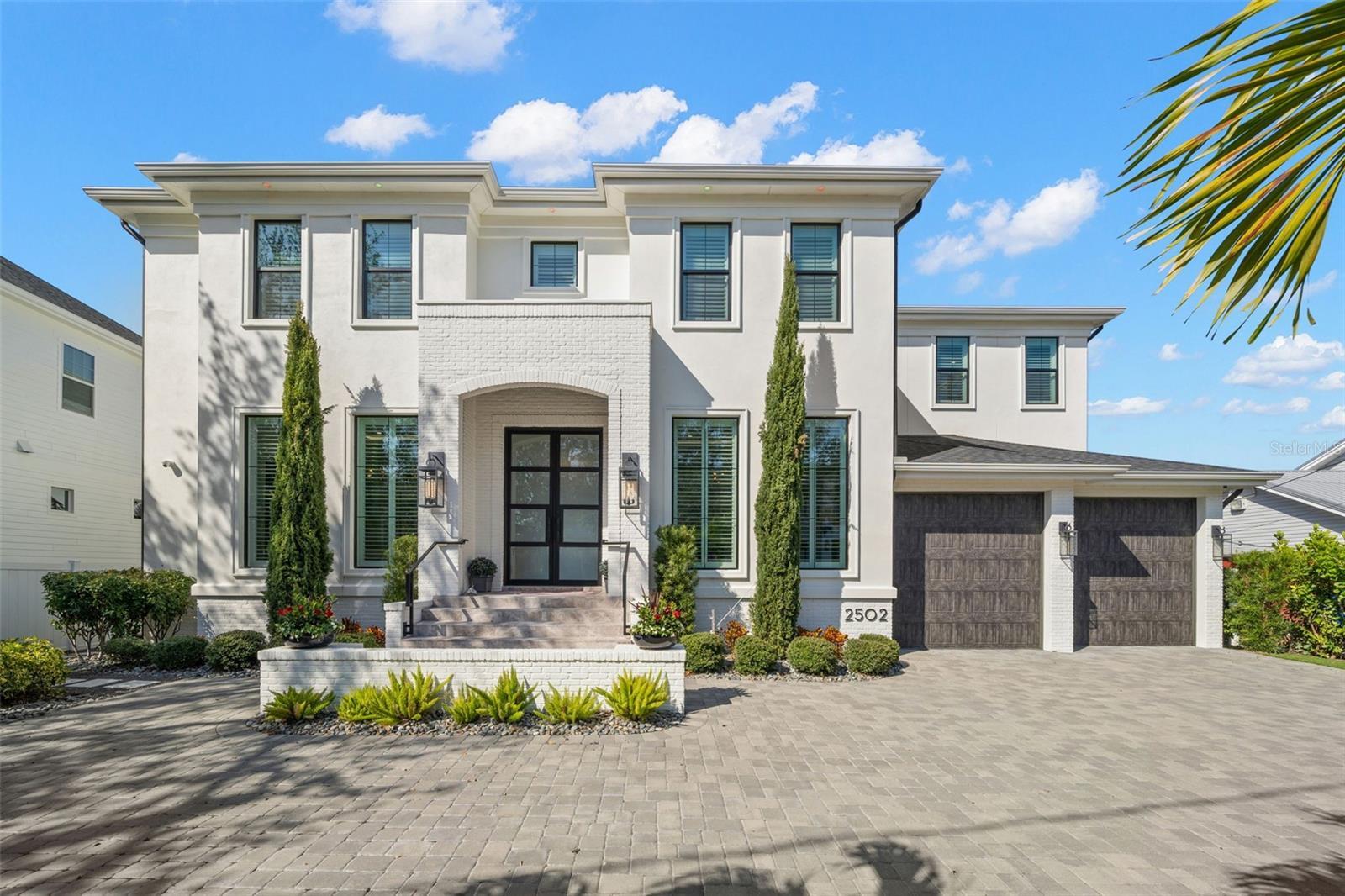 Property Photo: 2502 S Dundee Street FL 33629