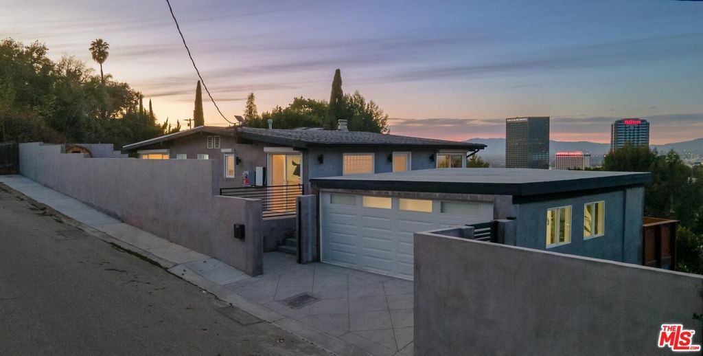 Property Photo:  3411 Bonnie Hill Drive  CA 90068 