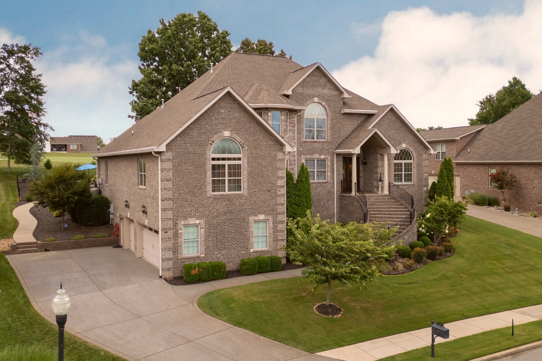 Property Photo: 1588 Boardwalk Pl TN 37066