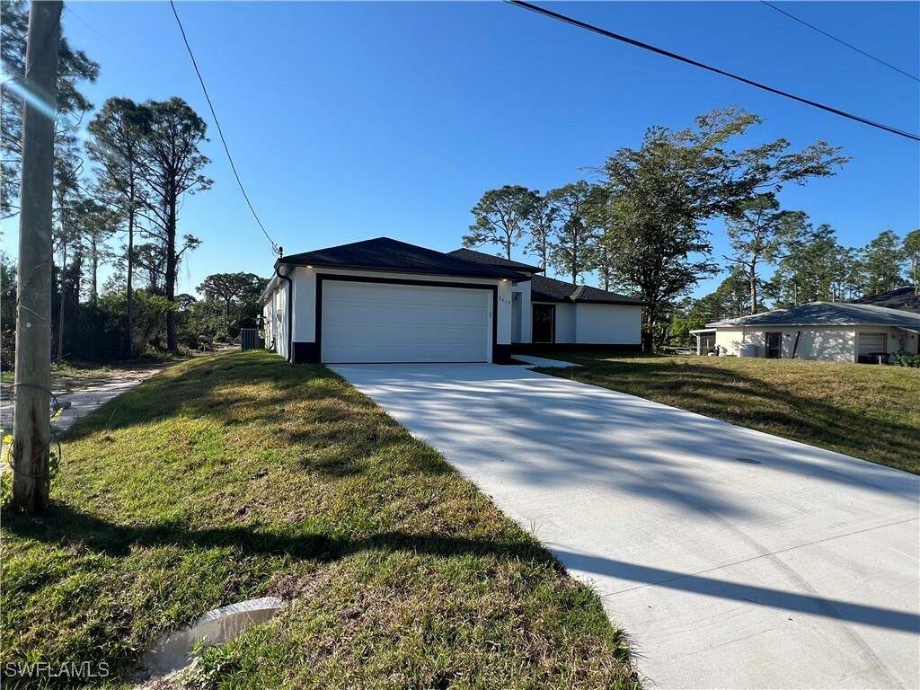 Property Photo:  3415 3rd Street SW  FL 33976 