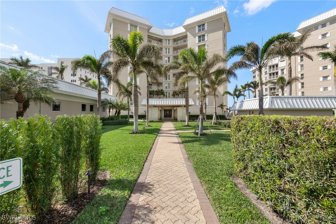 Property Photo: 2901 Gulf Shore Boulevard N 701S FL 34103