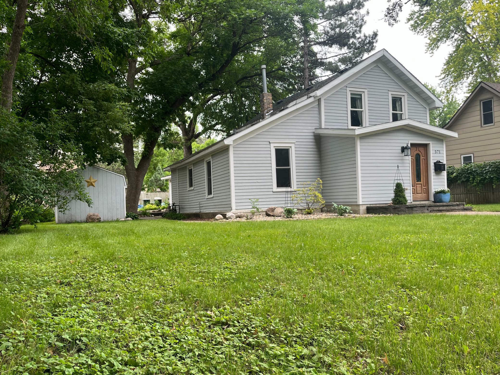 Property Photo:  571 Brown Street SW  MN 55350 