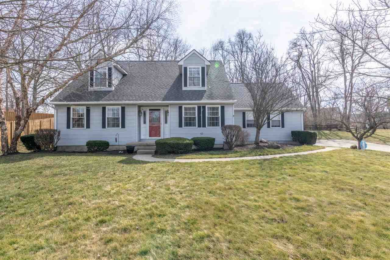 Property Photo: 801 Kensington Drive IN 47374