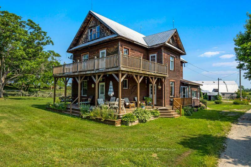 Property Photo: 195 Montgomery Road ON K0G 1K0