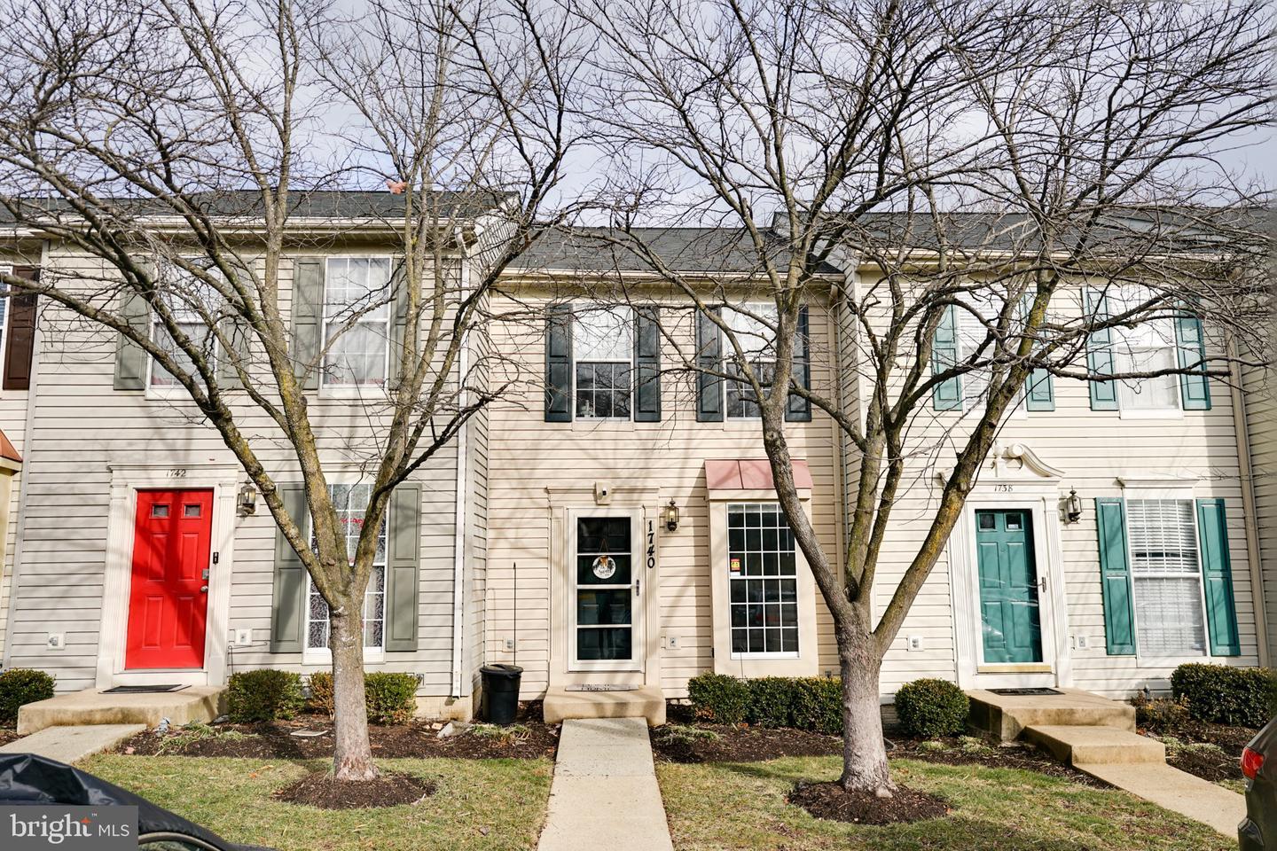 Property Photo: 1740 Grover Glen Court VA 22192