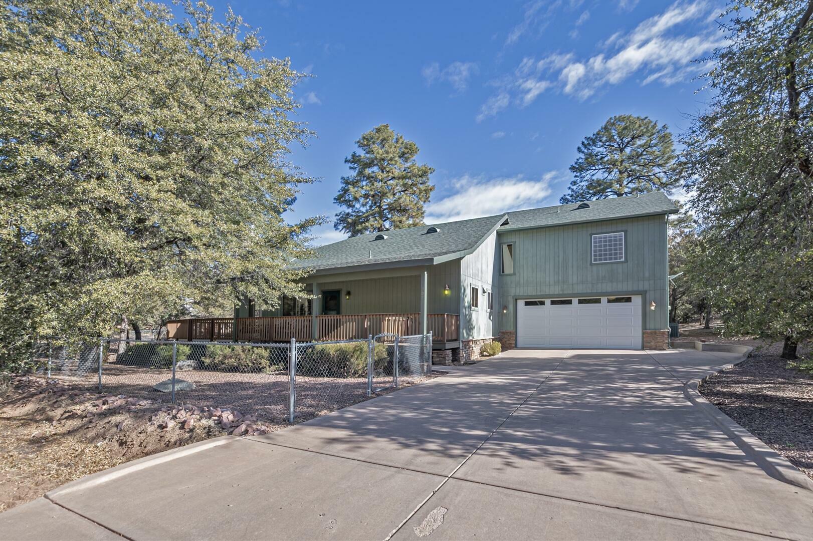 Property Photo:  507 N Manzanita Drive  AZ 85541 