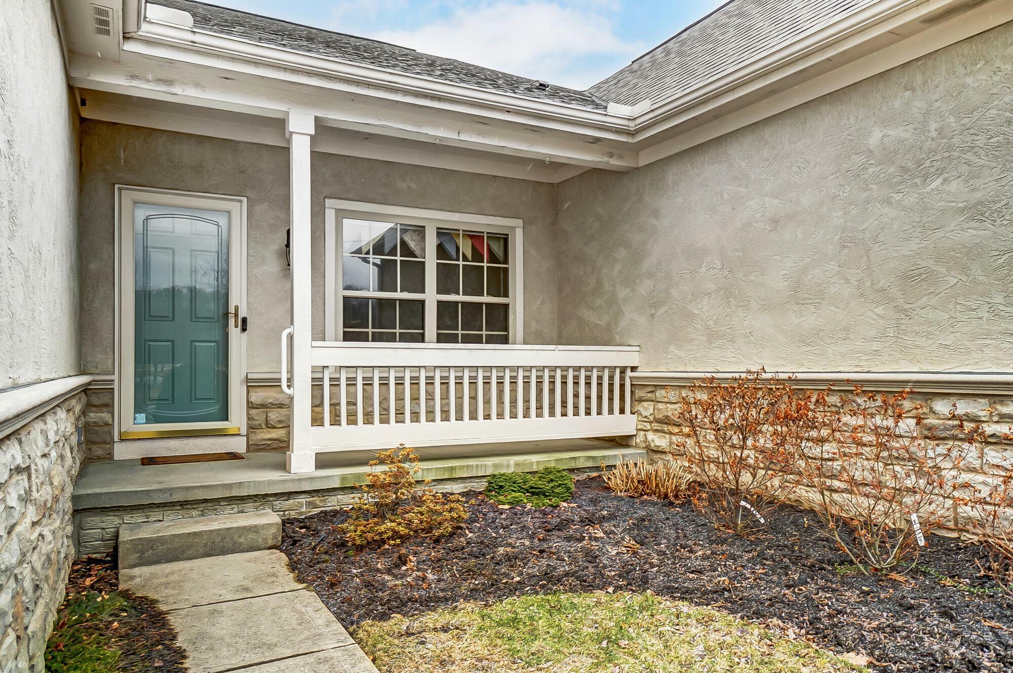 Property Photo:  369 Wyndham N Park  OH 43082 