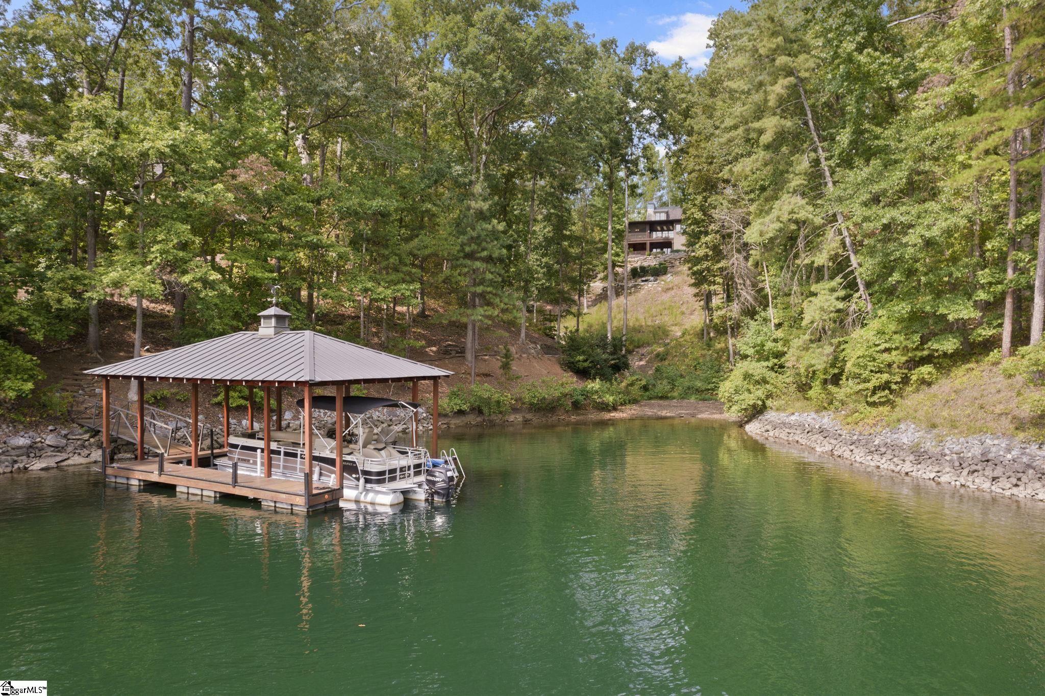 Property Photo: 225 Saranac Drive SC 29685