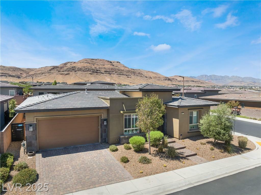 Property Photo: 6801 Steel Mist Street NV 89148