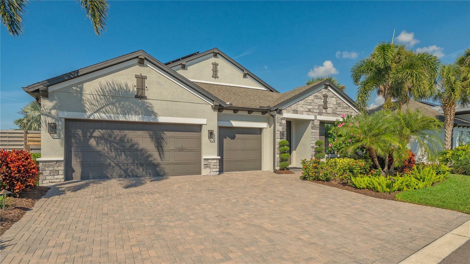 Property Photo: 2090 Sylvan Lea Drive FL 34240