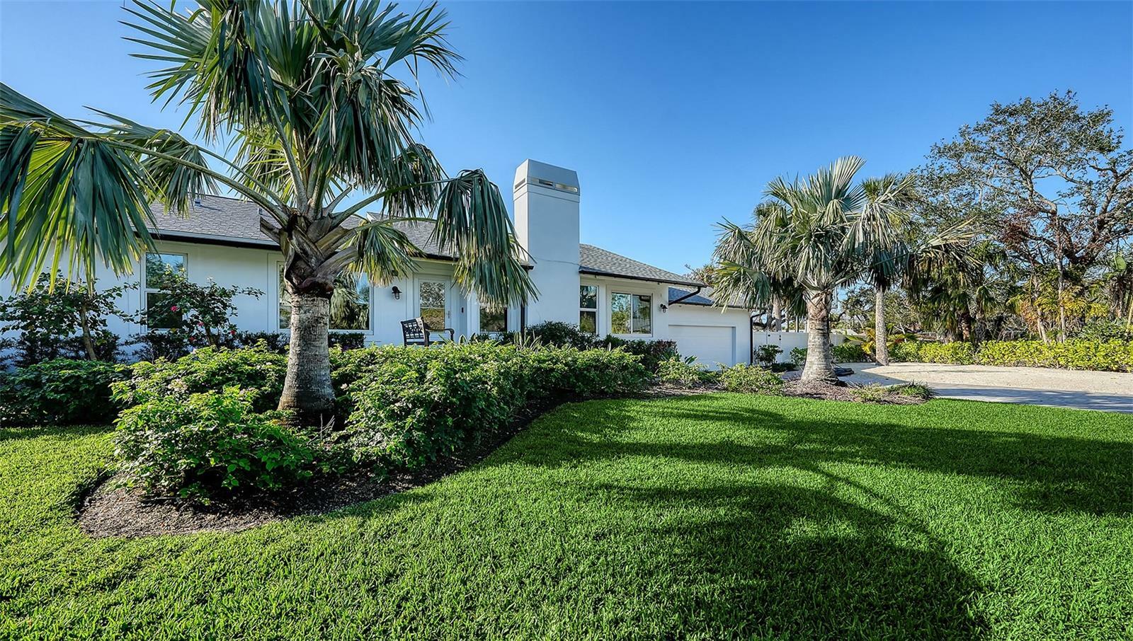 Property Photo:  1302 Roberts Bay Lane  FL 34242 