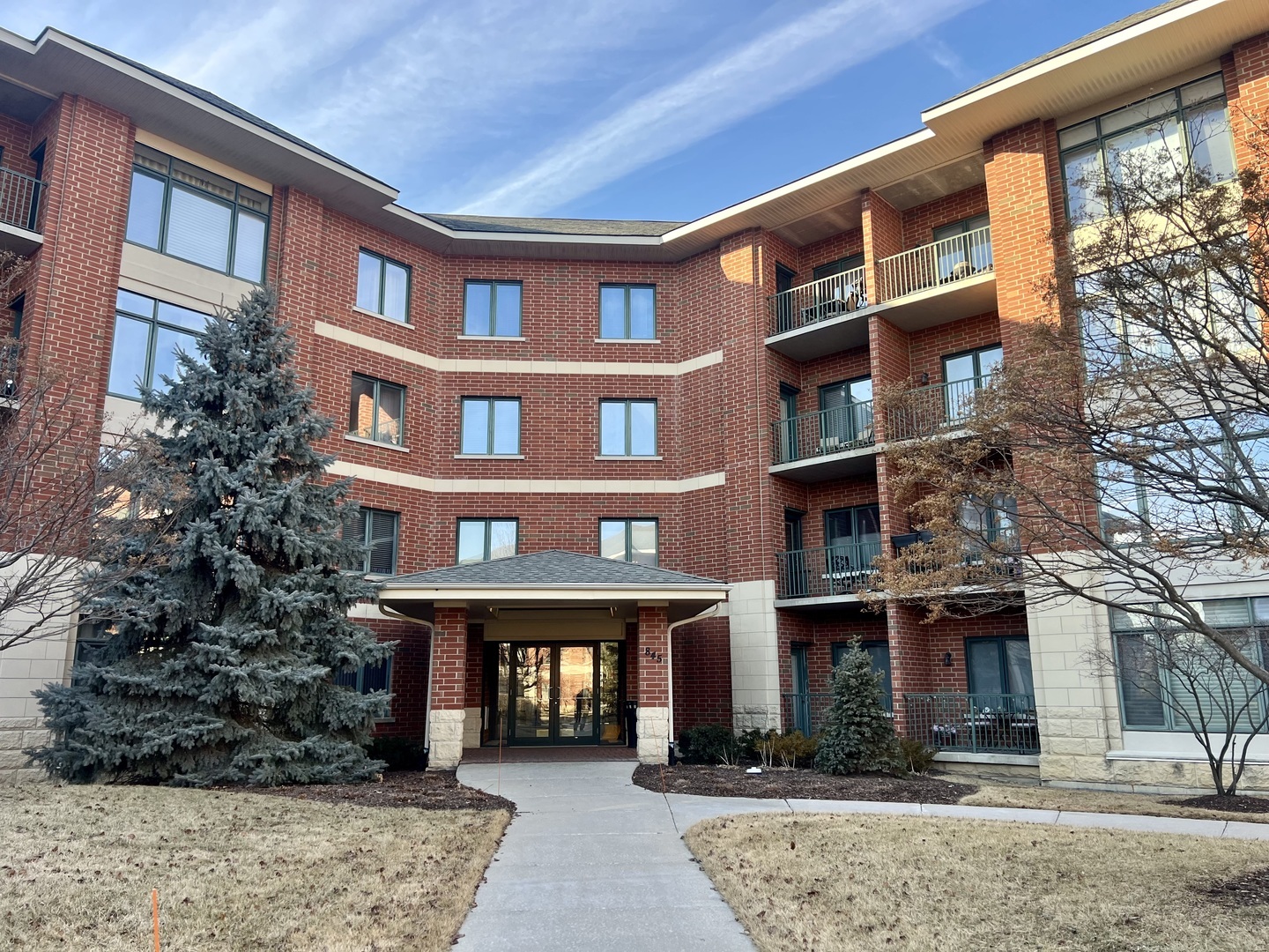 Property Photo: 845 E 22nd Street 216 IL 60148