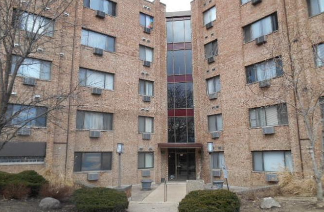 Property Photo: 5348 N Cumberland Avenue 224 IL 60656