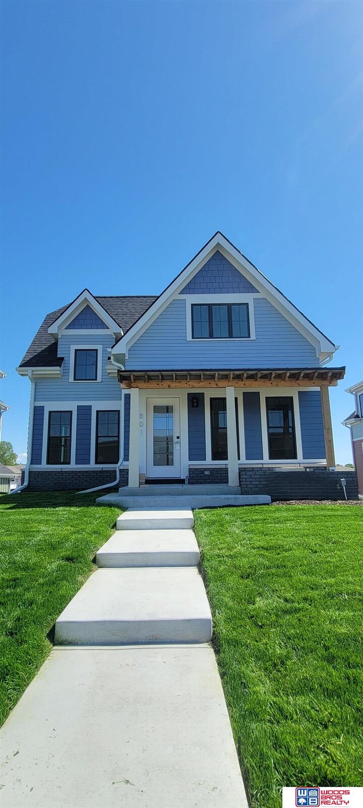 Property Photo: 801 Penrose Drive NE 68521