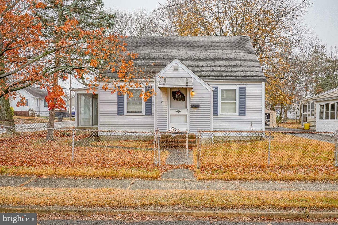 Property Photo:  78 S Poplar Avenue  NJ 08052 