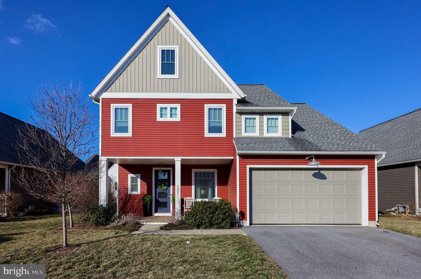 Property Photo:  1421 Willow Creek Drive  PA 17552 