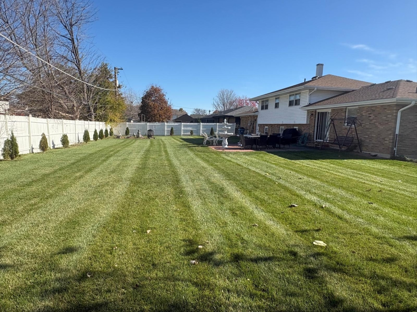 Property Photo:  1070 Northfield Drive  IL 60505 