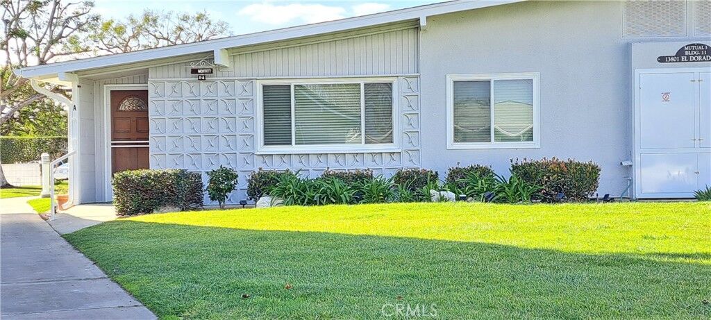 Property Photo:  13801 El Dorado M3  11A  CA 90740 
