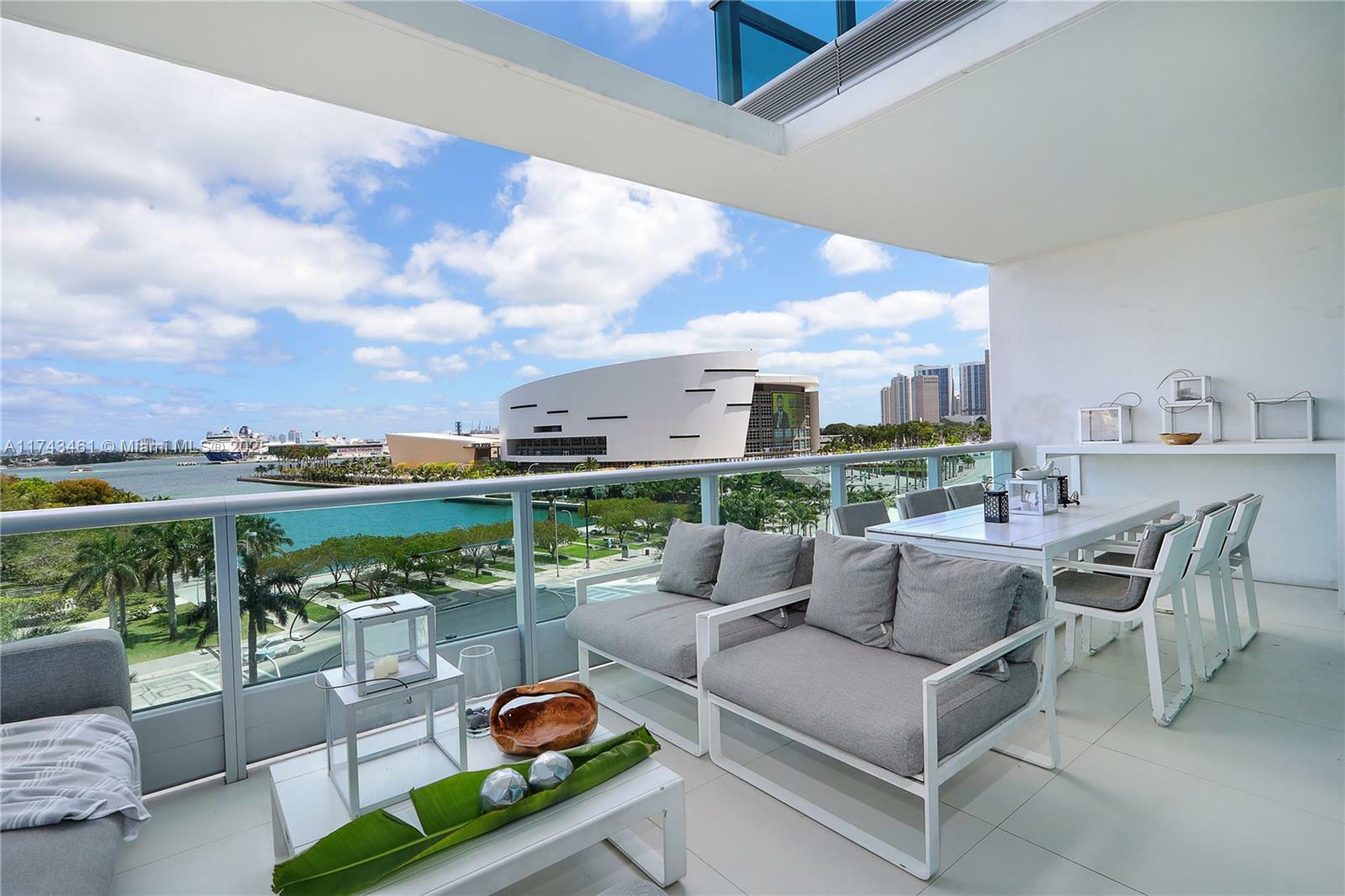 Property Photo:  900 E Biscayne Blvd 705  FL 33132 