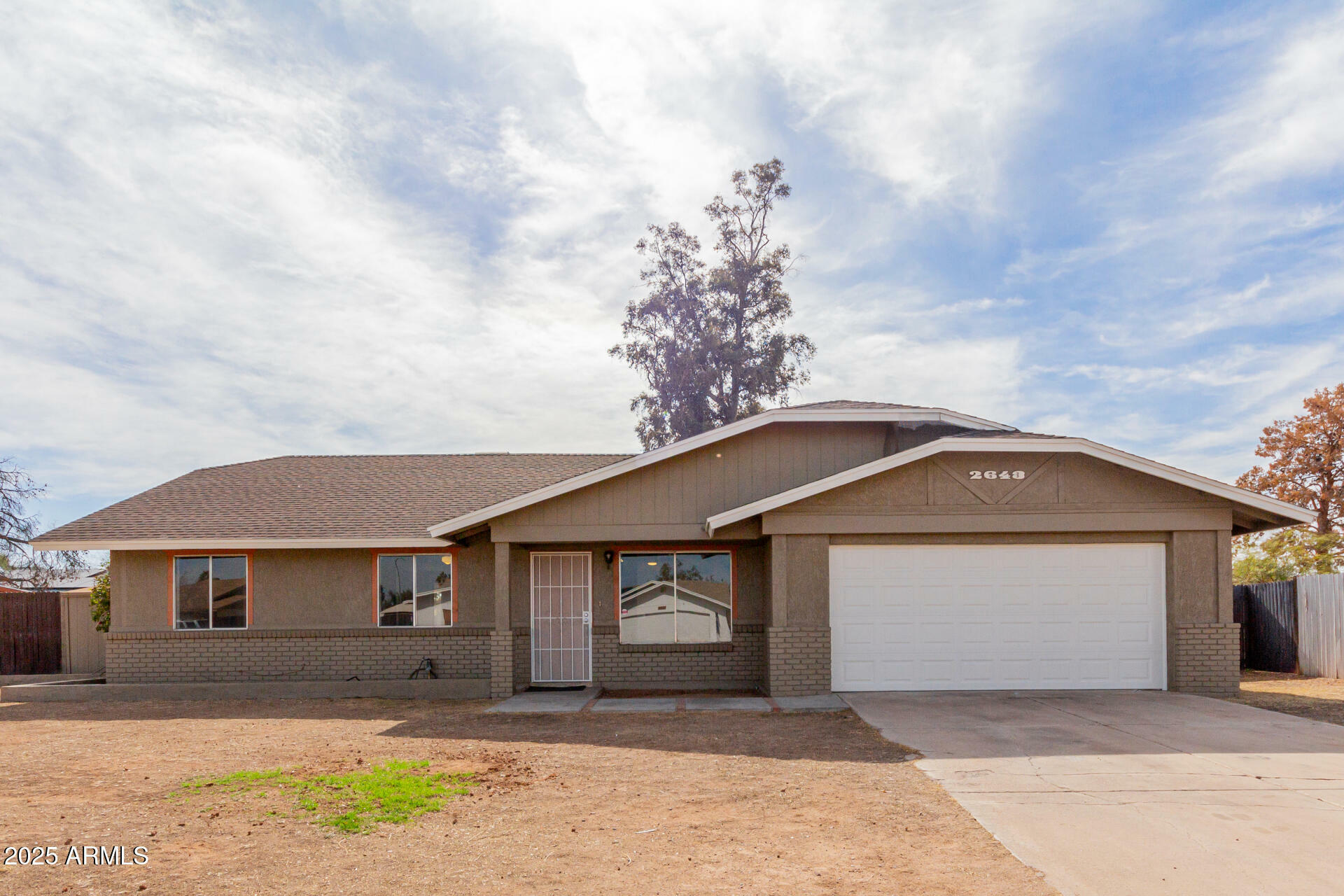 Property Photo:  2643 E Jerome Avenue  AZ 85204 