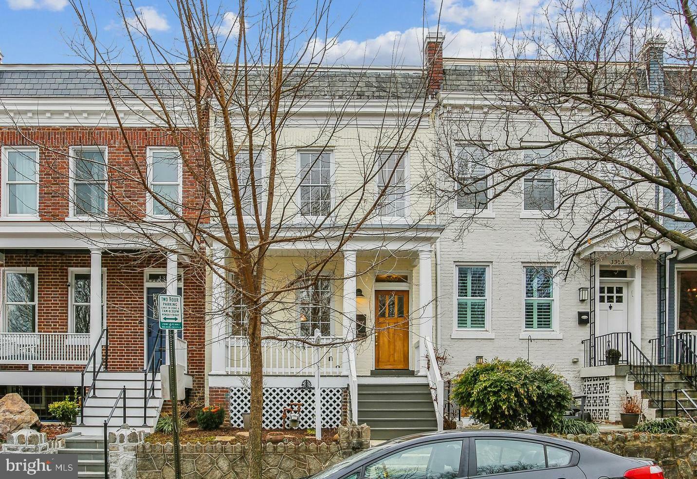 Property Photo:  1315 D Street NE  DC 20002 