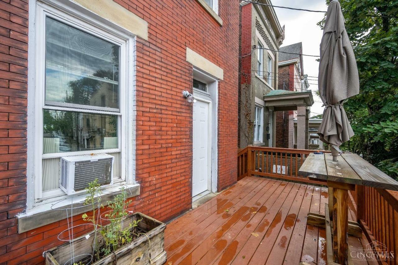 Property Photo:  2156 W Clifton Avenue  OH 45219 