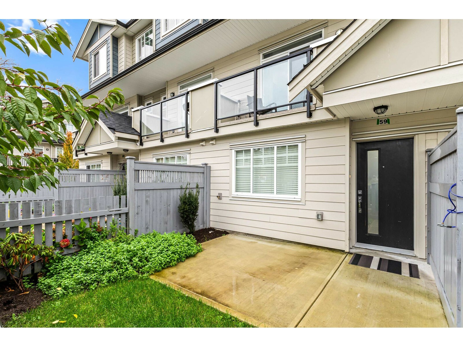 Property Photo: 13898 64 59 BC V3W 1L6