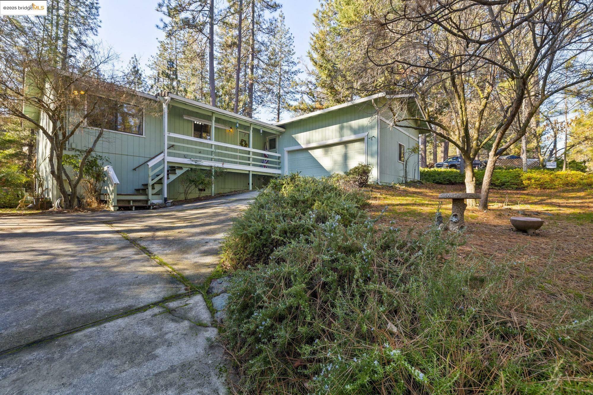 Property Photo: 13210 Wells Fargo Drive CA 95321