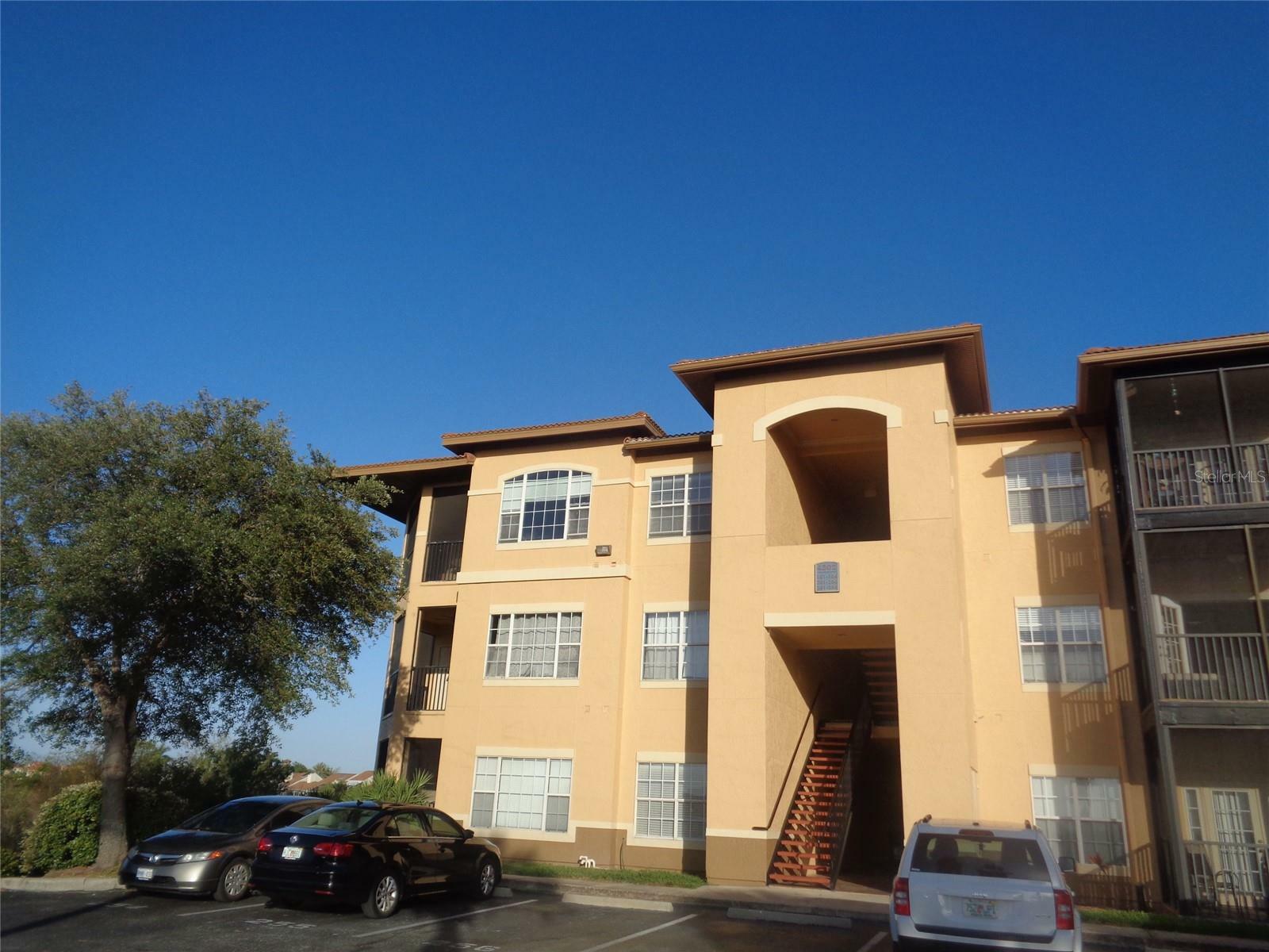 Property Photo:  4302 Bayside Village Drive 303  FL 33615 