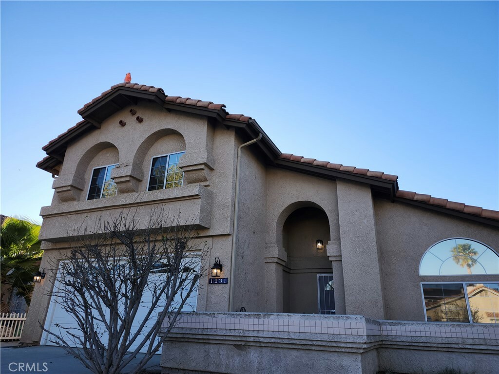 Property Photo: 1231 Tori Dr CA 92545