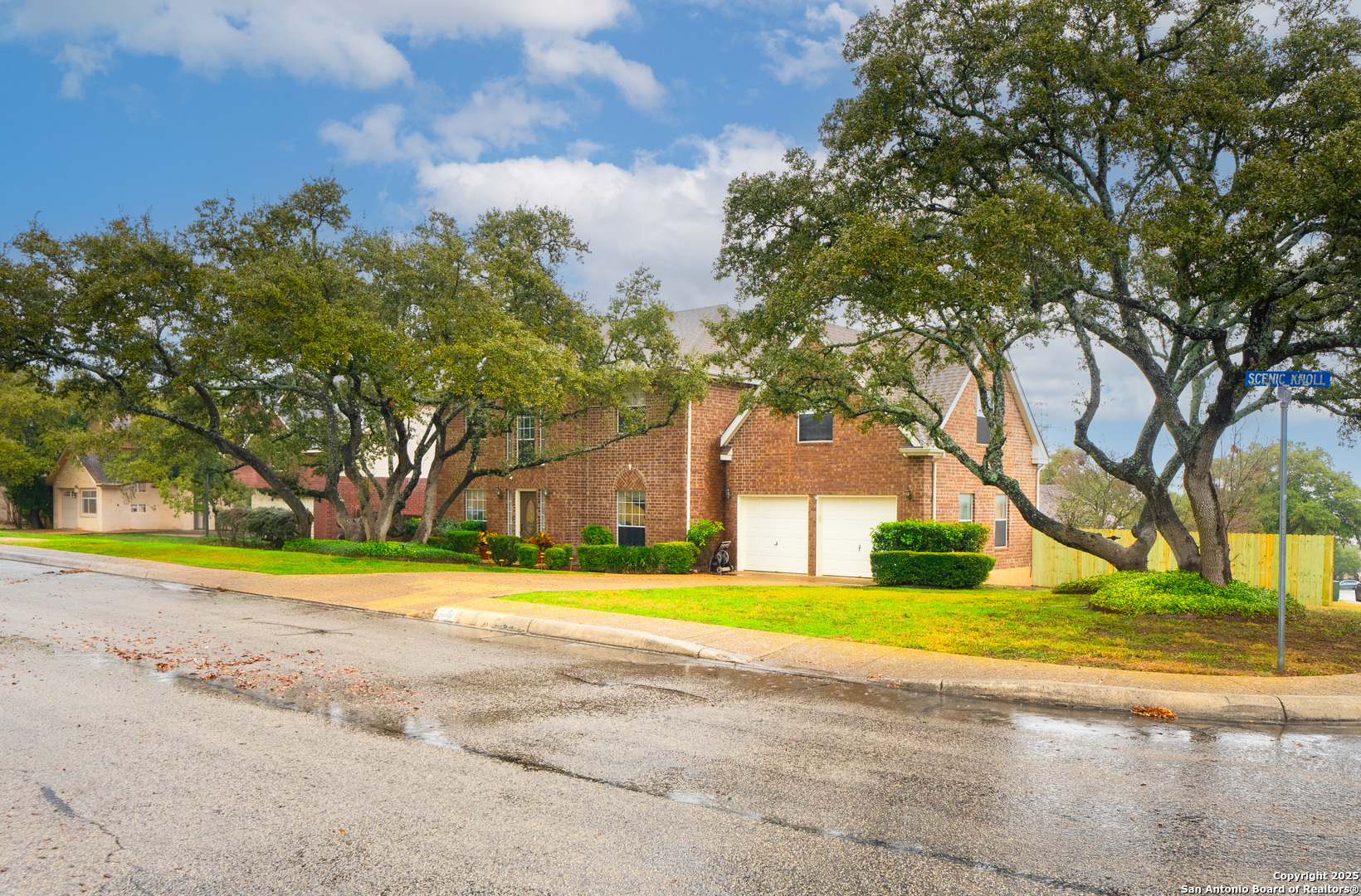 Property Photo: 1202 Scenic Knl TX 78258
