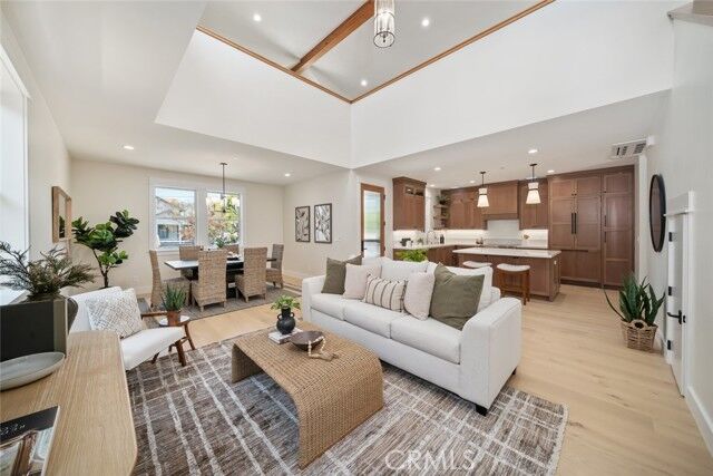 Property Photo: 1171 Peach Street CA 93401