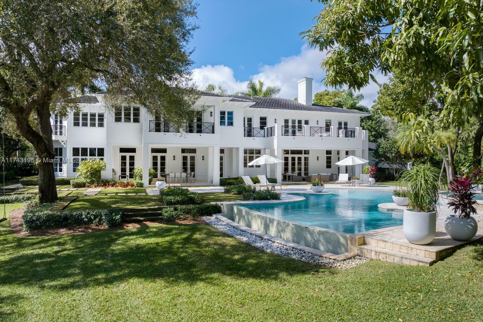 9001 Banyan Dr  Coral Gables FL 33156 photo