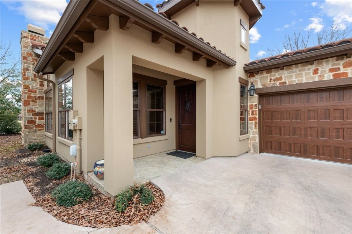 Property Photo:  107 Amiata Avenue  TX 78734 