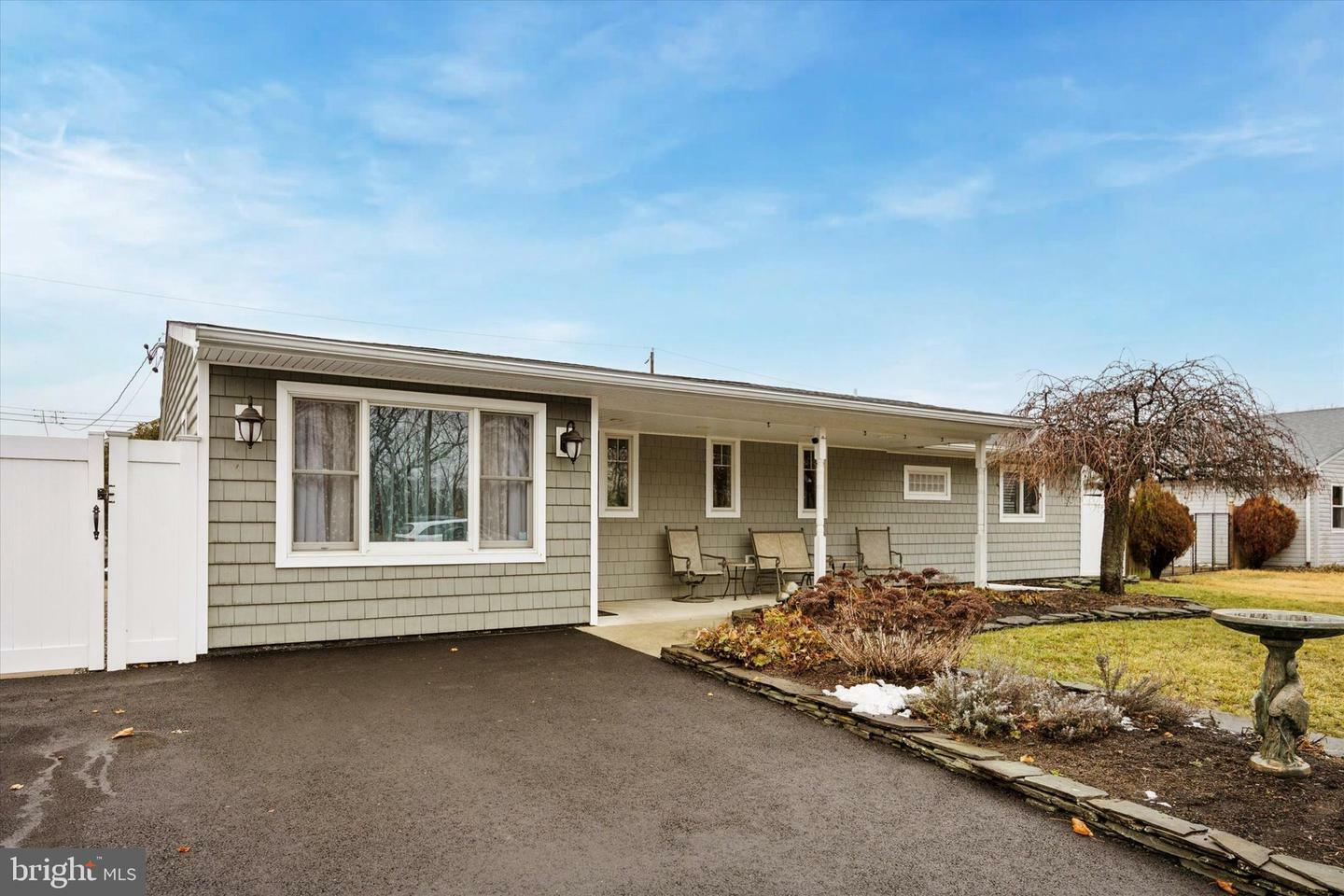 Property Photo:  494 Lakeside Drive  PA 19054 