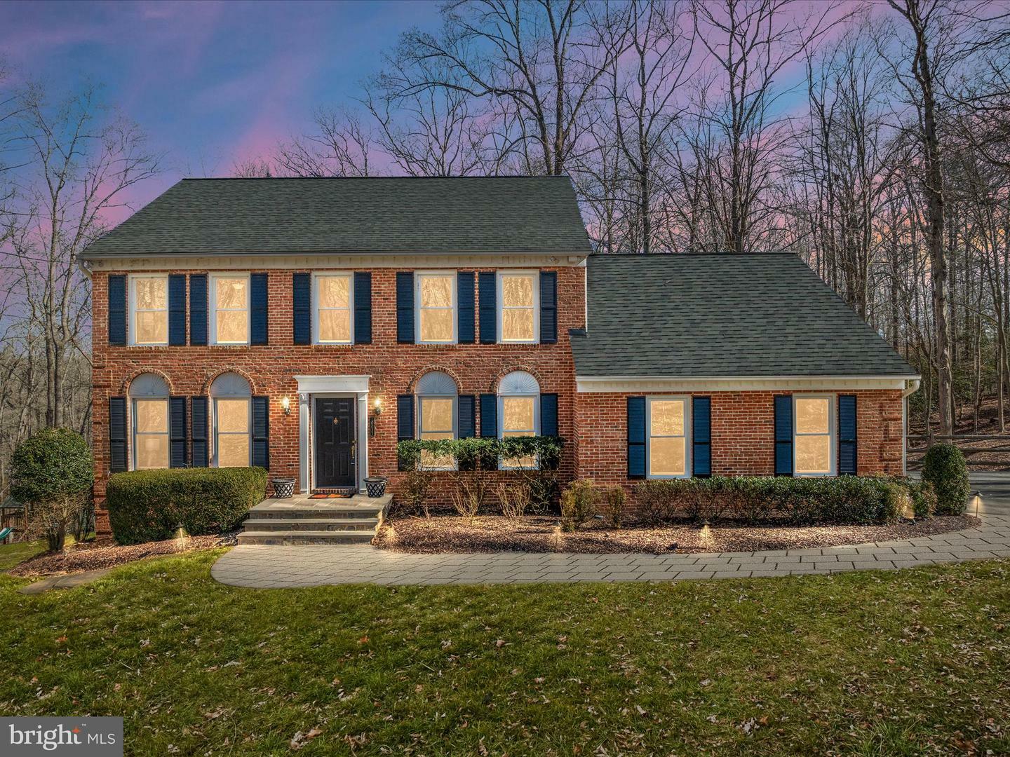 Property Photo:  10033 Lake Occoquan Drive  VA 20111 