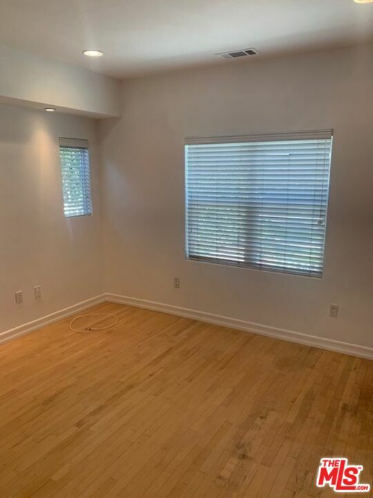 Property Photo:  1033 N Martel Ave  CA 90046 