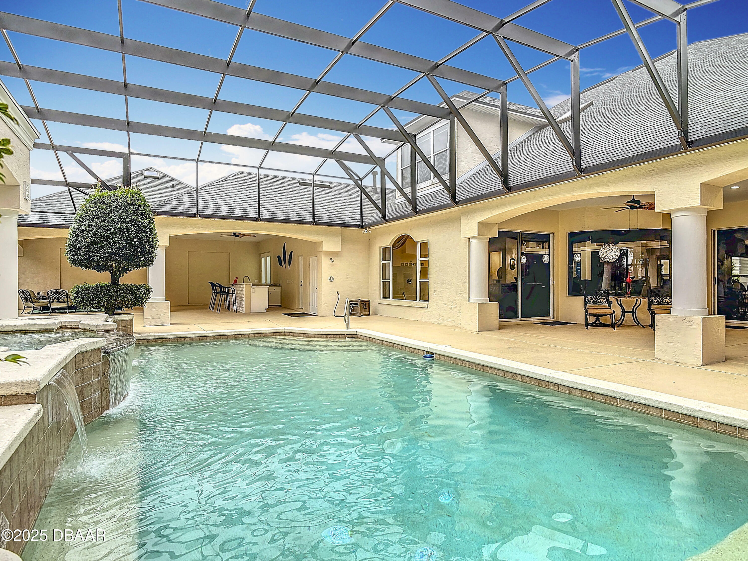 Property Photo:  2795 E Spruce Creek Boulevard  FL 32128 