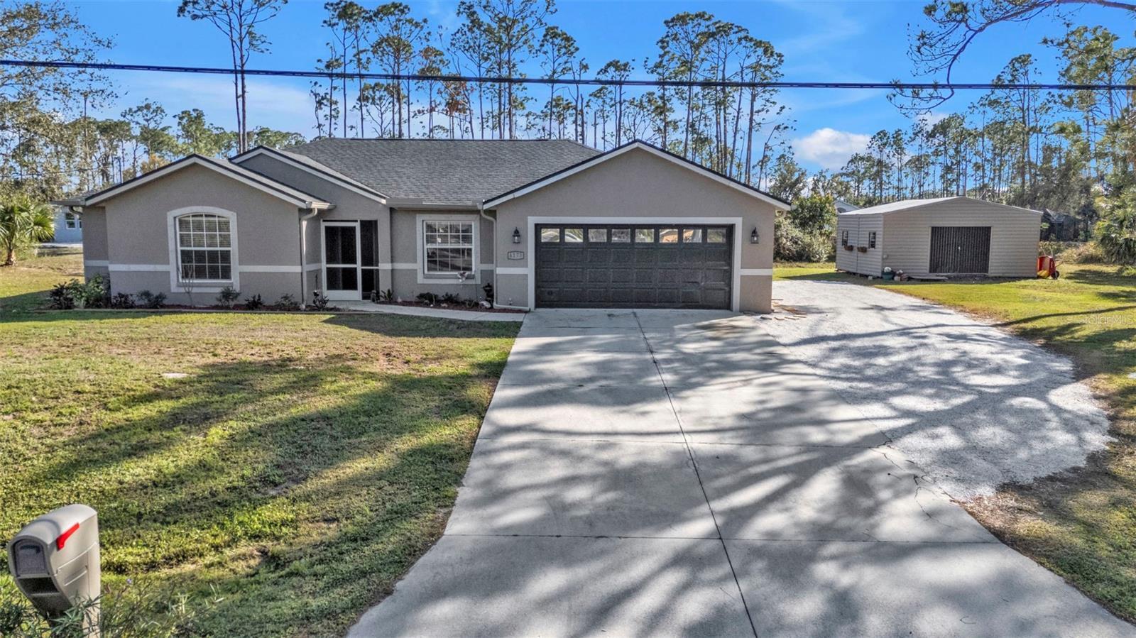 Property Photo: 4175 Horseshoe Avenue FL 34286