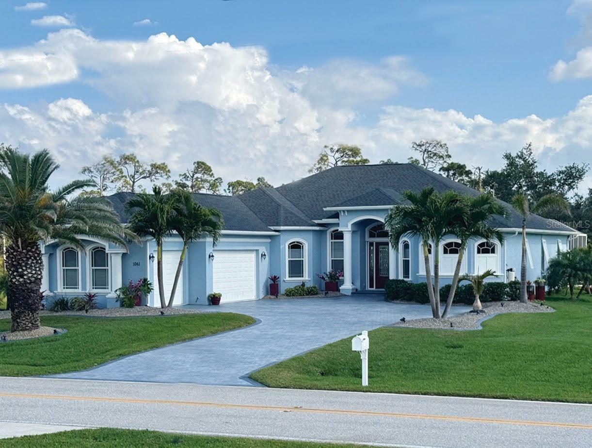 Property Photo: 1061 Boundary Boulevard FL 33947