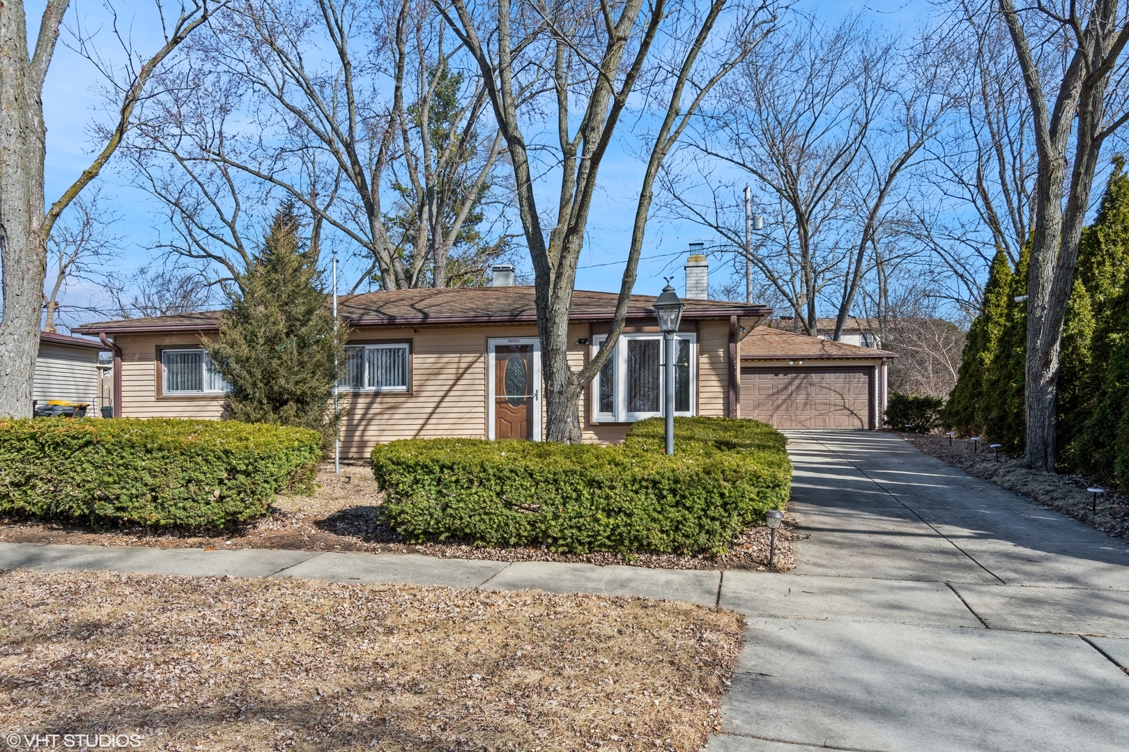 Property Photo: 117 Marryat Place IL 60107