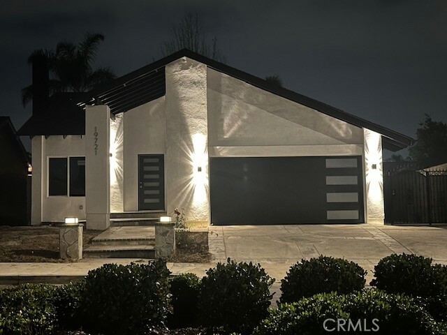 Property Photo: 19721 Parkview Terrace Te CA 92886