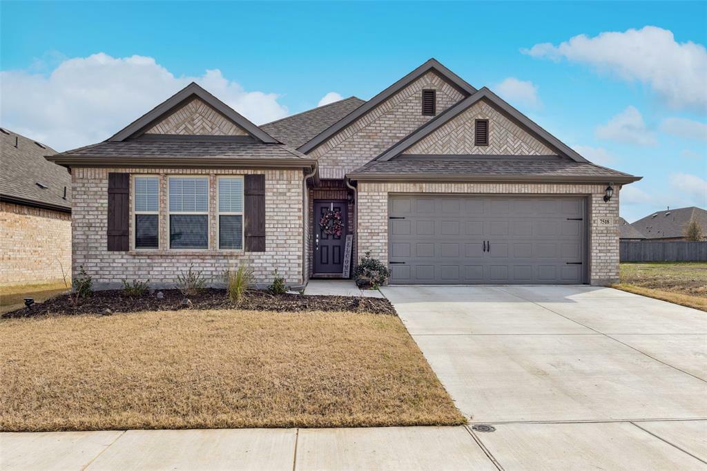 Property Photo:  7518 Prairie Holly Lane  TX 76084 