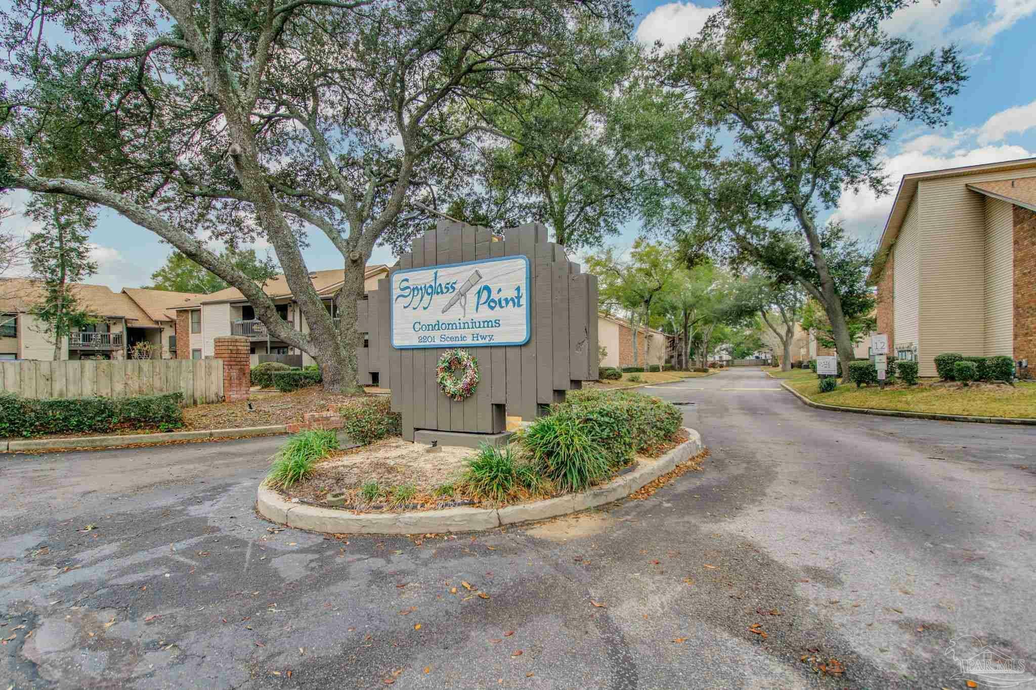 Property Photo: 2201 Scenic Hwy M3 FL 32503
