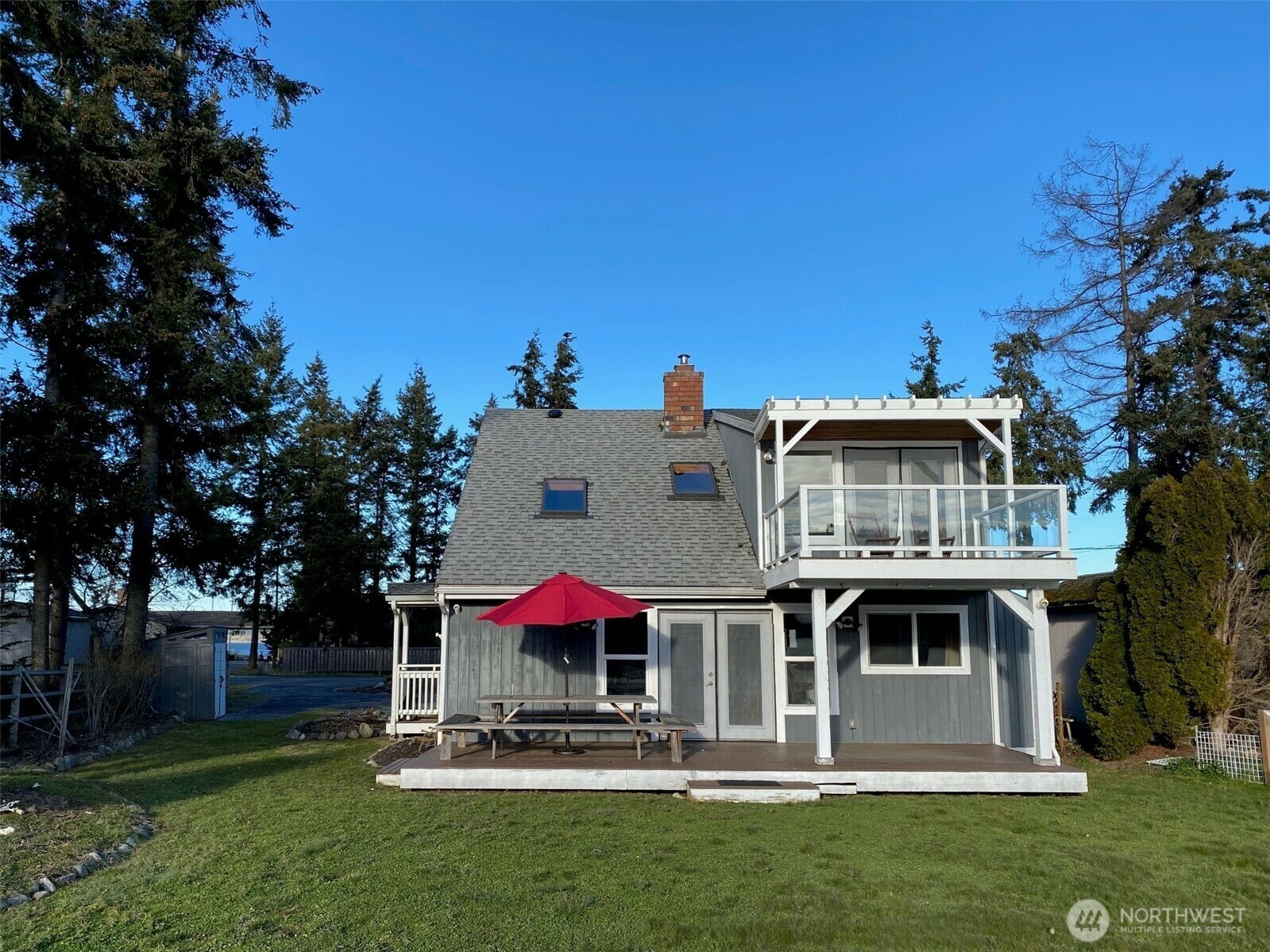 Property Photo:  1314  Beach Drive  WA 98282 