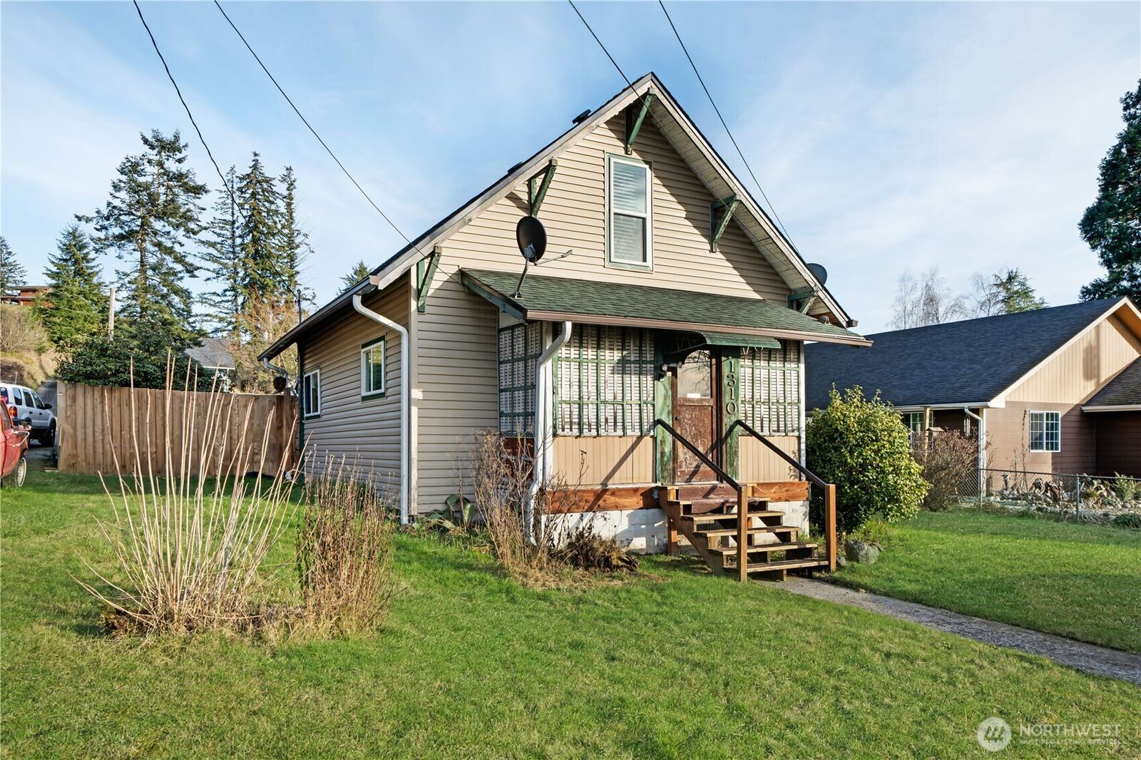 Property Photo:  1310  Saint Helens Avenue  WA 98531 