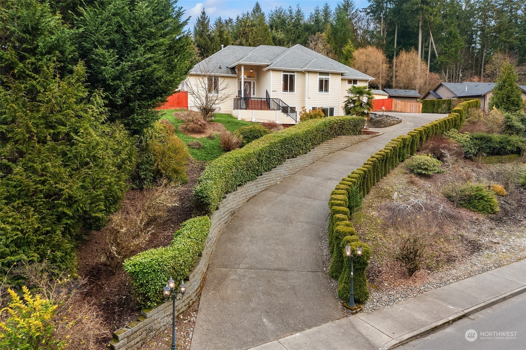 Property Photo:  2404  Mugho Street SE  WA 98513 