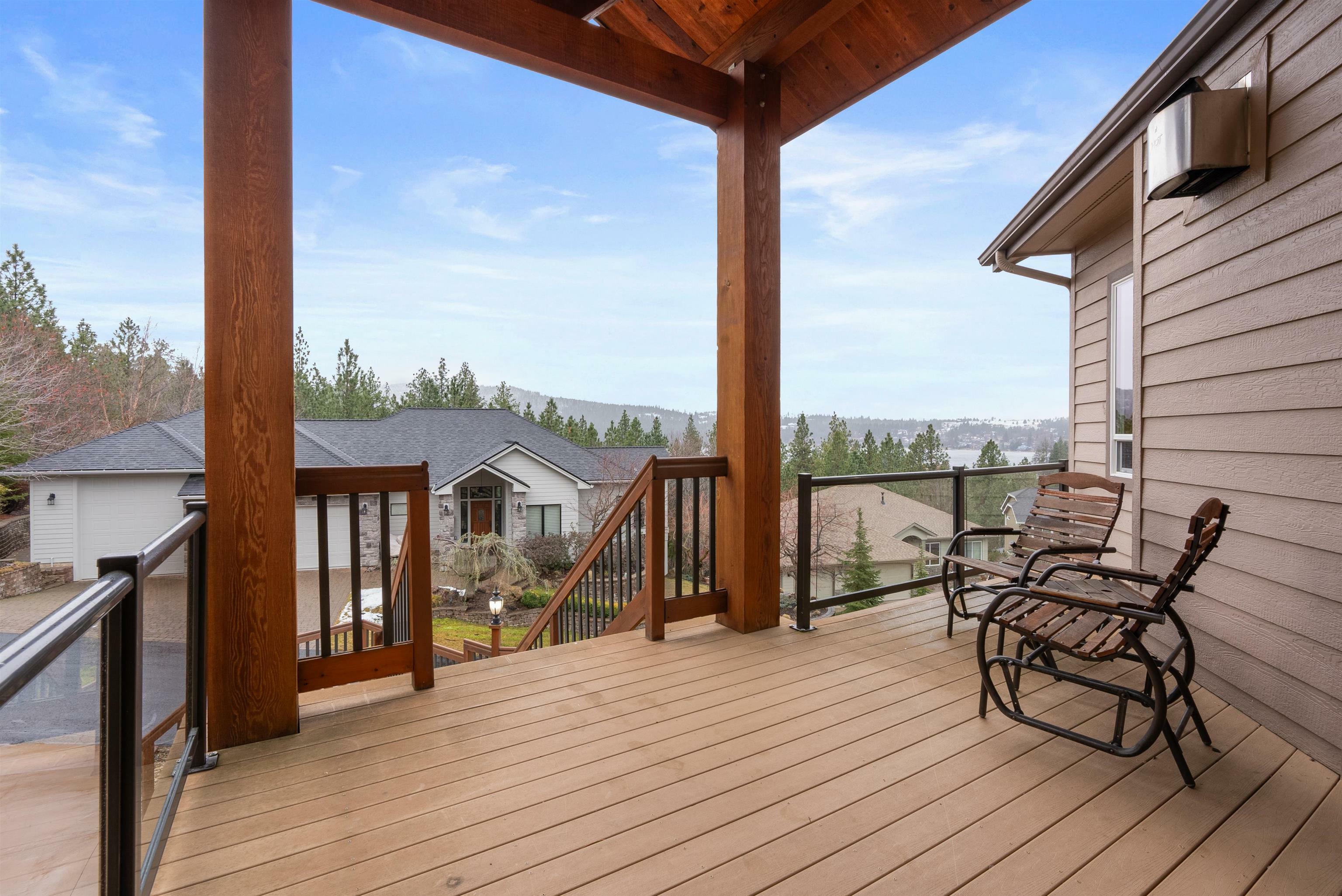 Property Photo:  110 N Lindeblad Ln  WA 99019 